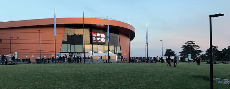 Les jeunes de Vélizy au Vélodrome !